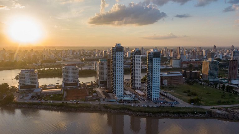 Vistas de Amarras Center