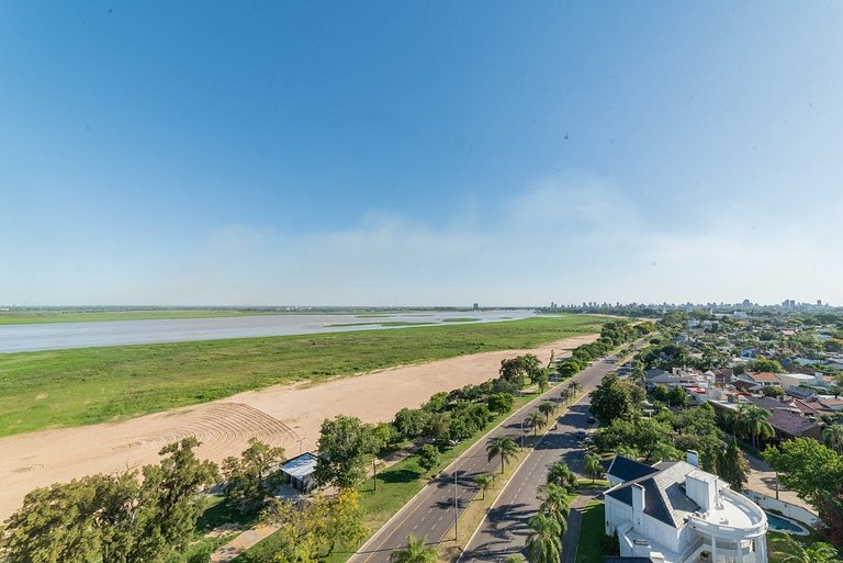 Vistas Únicas a la Laguna y Costanera